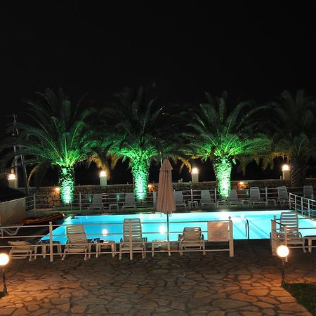 Cleopatra Hotel Канали Екстериор снимка