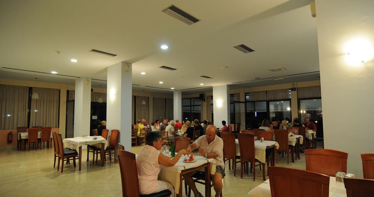 Cleopatra Hotel Канали Екстериор снимка
